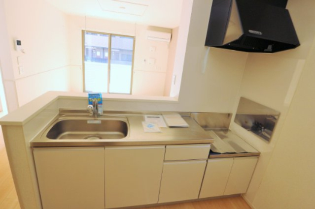 ラヴィアンローズＢのキッチン