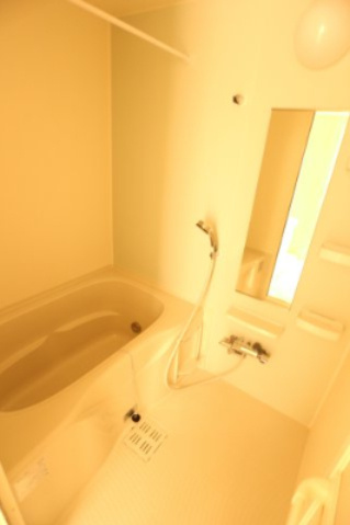 ラヴィアンローズＢの玄関