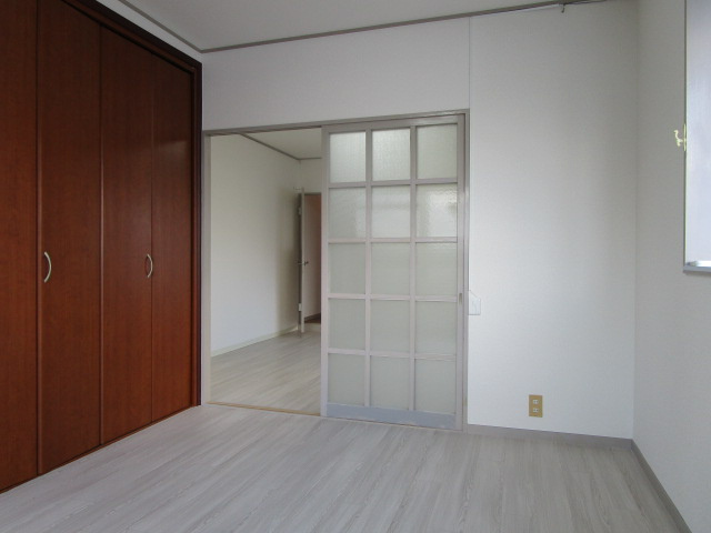 メゾン宝の洋室