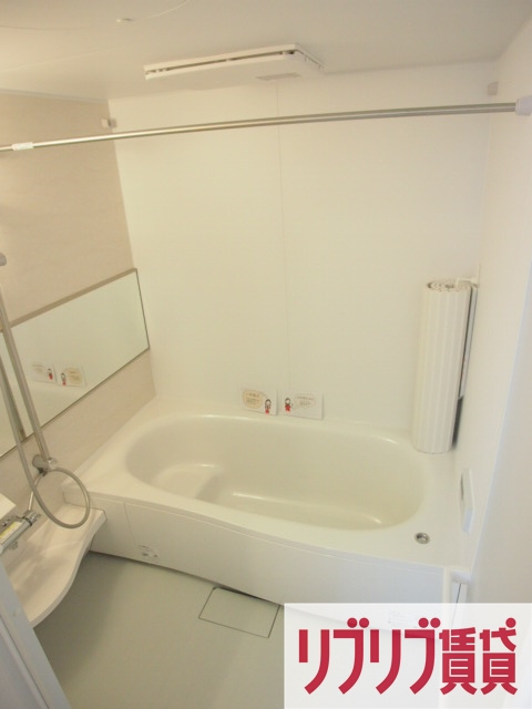 フェリシティ貝塚の浴室