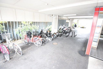 【エントランス】 | ユース32