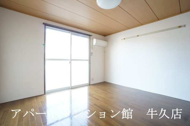 ライトハウスIの洋室