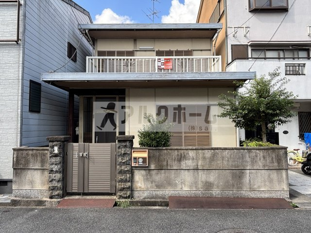 柏原市今町２丁目の一戸建て