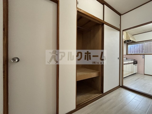 柏原市今町２丁目の一戸建ての収納