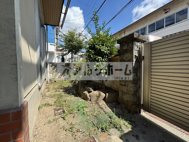 柏原市今町２丁目の一戸建ての庭