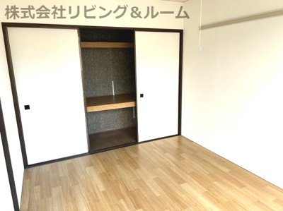 【洋室】 | ラヴィレット