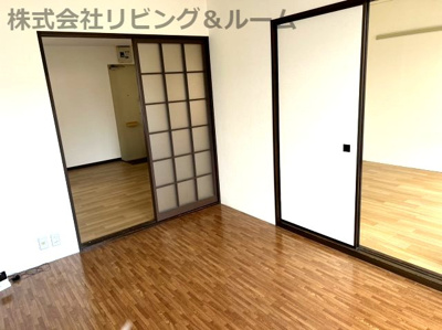 【洋室】 | ラヴィレット