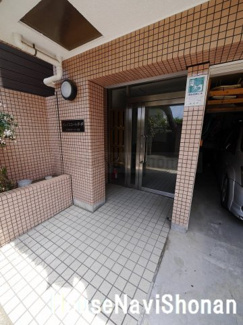 【エントランス】