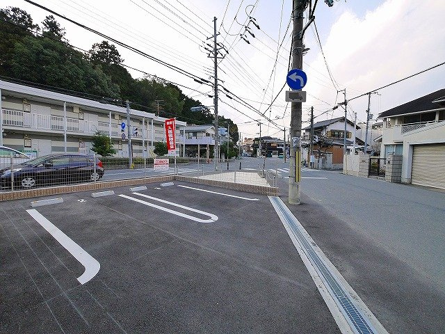 ベル　ソンジュの駐車場|カースペースがあります