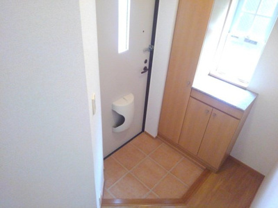 【玄関】 | エンブレムＦ