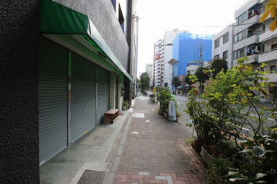 【周辺】 | 大岩ビル | 大岩ビル　物件前　金杉通り沿いの物件で夜道安心