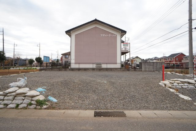 寺崎駐車場の外観