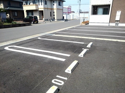 【駐車場】 | デュアルカンシェル１