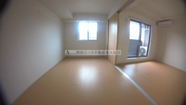 【洋室】 | サンライトプラザ