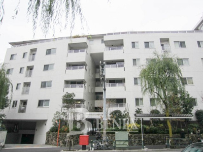 【エントランス】 | APAガーデンズ新宿戸山公園 | APAガーデンズ新宿戸山公園のエントランスです