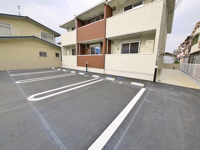 ファミールⅡの駐車場|駐車場があります