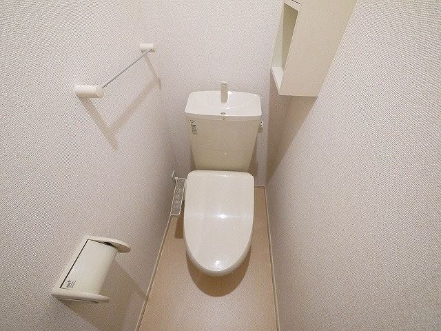 ファミールⅡのトイレ|落ち着いたトイレです