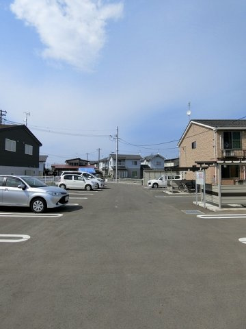 エルミタージュ竹　Ⅱの駐車場