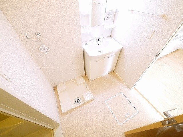 ラオックスⅡの洗面所|忙しい朝には欠かせない洗面所です
