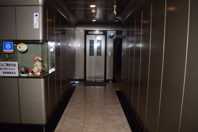 【エントランス】 | スタジオ64