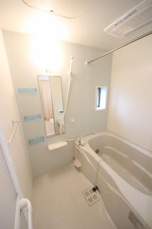 【浴室】 | アスカ　Ａ棟 | きれいなお風呂です