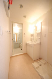 【洗面所】 | アスカ　Ａ棟 | 脱衣スペースもあります