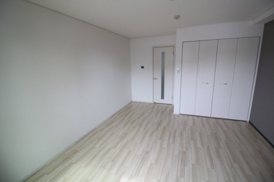 【洋室】 | ルネドールマノ