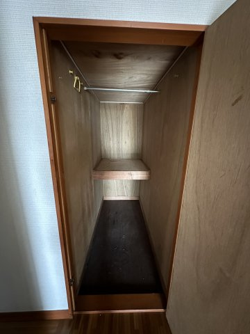 西新町貸家の収納