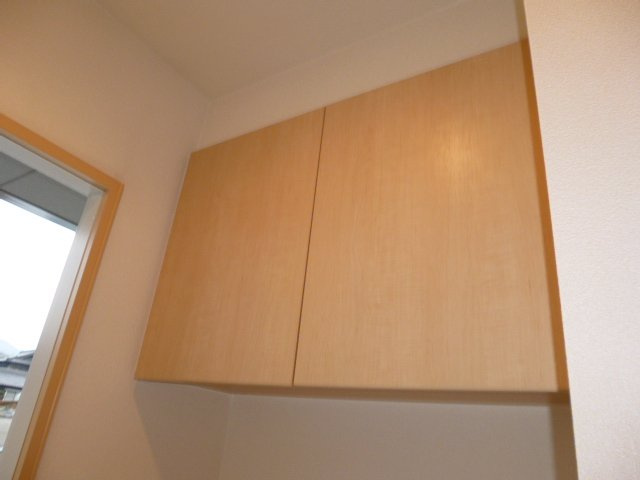 ＫＯ．レジデンスＢの玄関|シューズボックス上