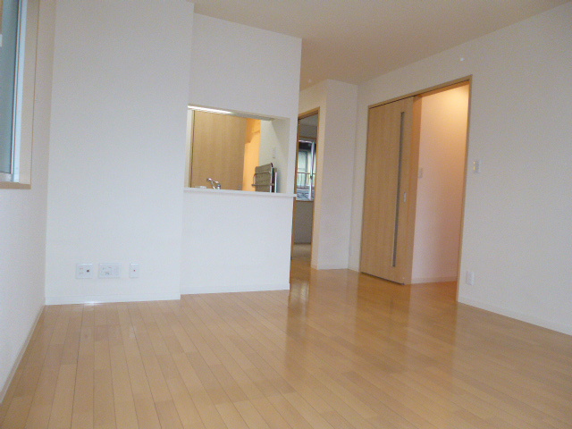 ＫＯ．レジデンスＢの居間・リビング|ダイニング