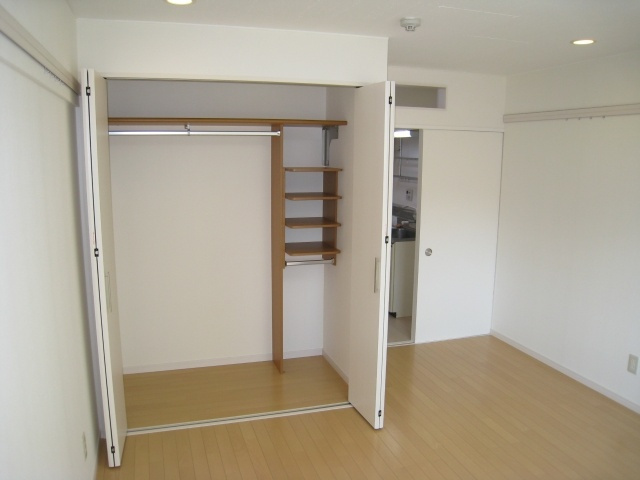 ラフィーヌ東原の収納