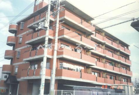 ロイヤルメゾン富士の外観