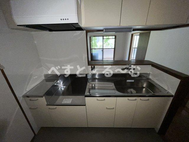 ロイヤルメゾン富士のキッチン