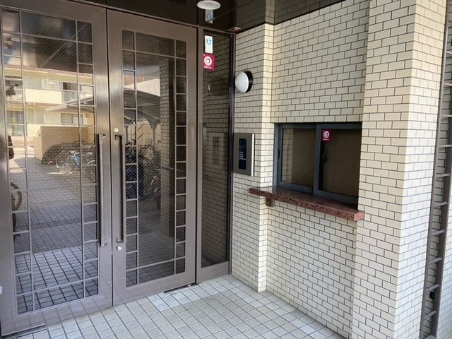 カンパーナ明石のエントランス