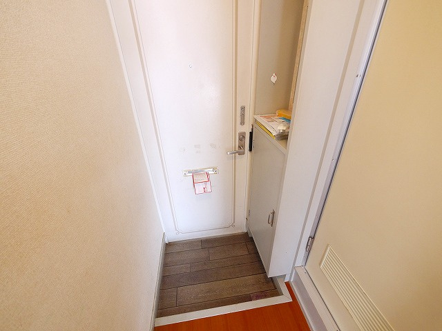 徳丸ハイツAの玄関