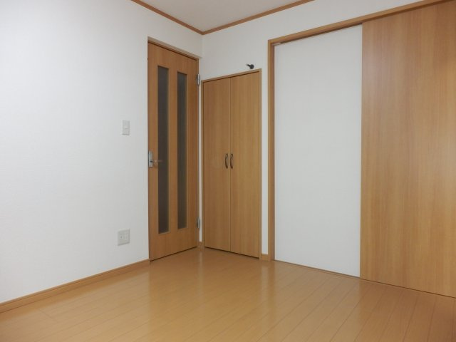 コーポ穂積Bの居間・リビング