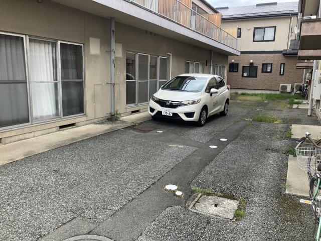 コーポ穂積Bの駐車場