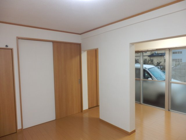 コーポ穂積Bの居間・リビング