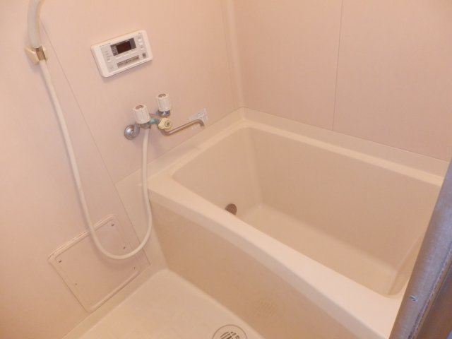 コーポ穂積Bの浴室