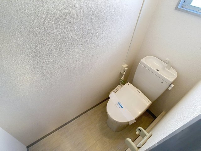 コーポ穂積Bのトイレ