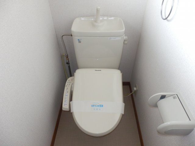 コーポ穂積Bのトイレ