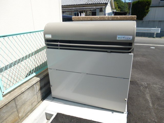 グランテージ中庄Ⅱのその他共用部分|敷地内専用ゴミステーション