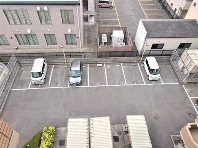 【駐車場】 | コンチネンタル平野