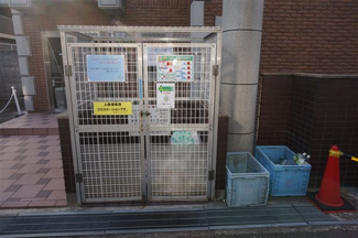 【その他共用部分】 | 敷地内ゴミステーション