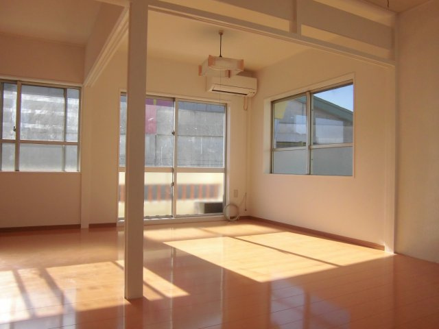 田原アパートの内装