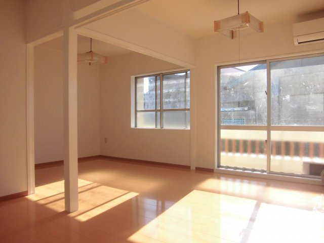 田原アパートの内装