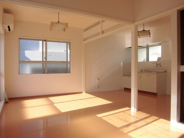 田原アパートの内装