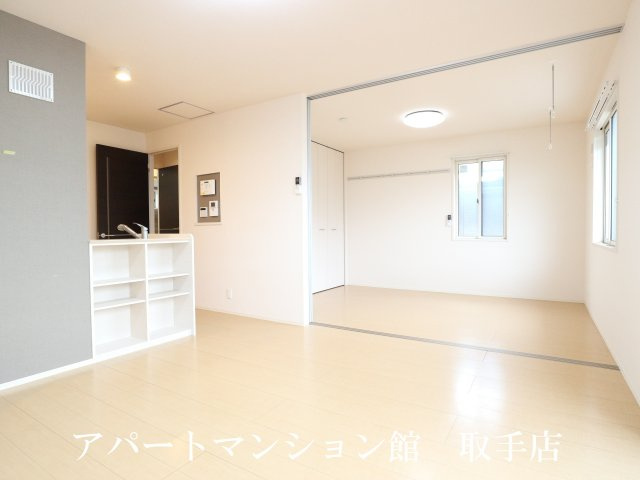 クレストヴィラⅠの居間・リビング