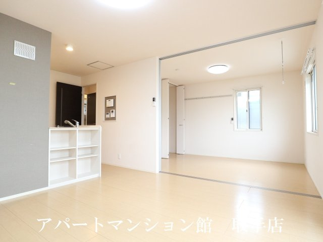 クレストヴィラⅠの居間・リビング