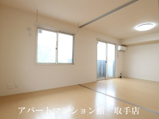 【居間・リビング】 | クレストヴィラⅠ